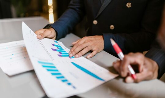 DECISION-MAKING: Navigate the path to effective decision-making